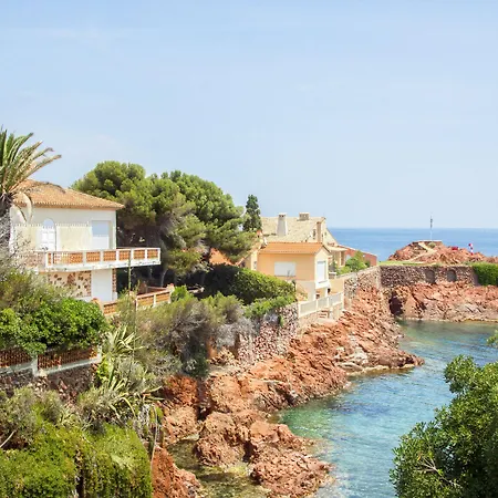 Курортный комплекс Village Club Les Mas De L'esterel