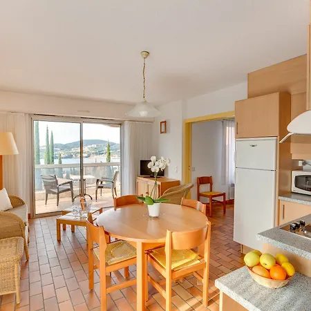 Village Club Les Mas De L'esterel リゾート 3*