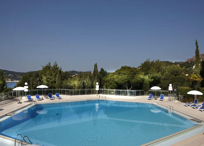 Village Club Les Mas De L'esterel 3* Saint-Raphael (Var)