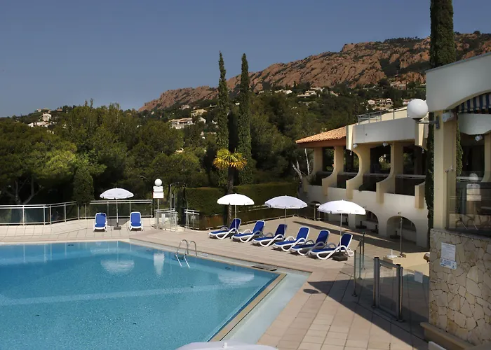 Village Club Les Mas De L'esterel Saint-Raphael (Var)