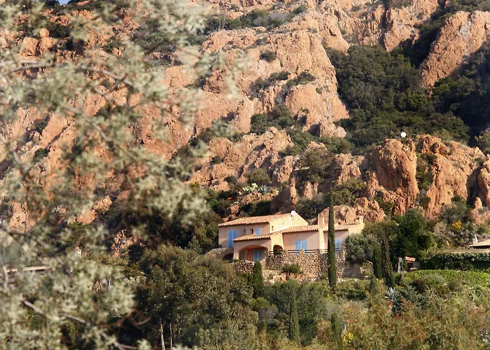 Village Club Les Mas De L'esterel 3* Saint-Raphaël