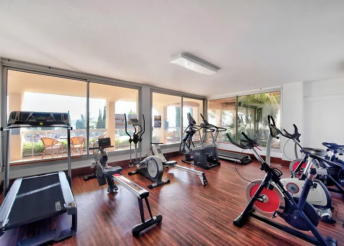 Village Club Les Mas De L'esterel 3*