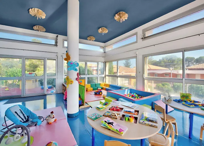 リゾート Village Club Les Mas De L'esterel 3*