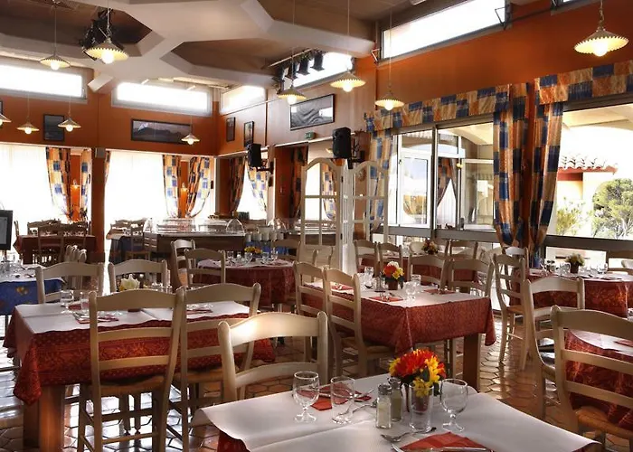 Village Club Les Mas De L'esterel Saint-Raphael (Var)