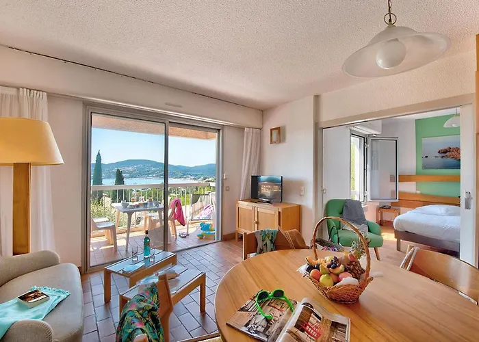 リゾート Village Club Les Mas De L'esterel 3*