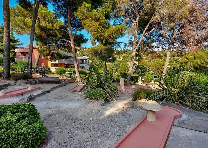 Village Club Les Mas De L'esterel Saint-Raphael (Var)